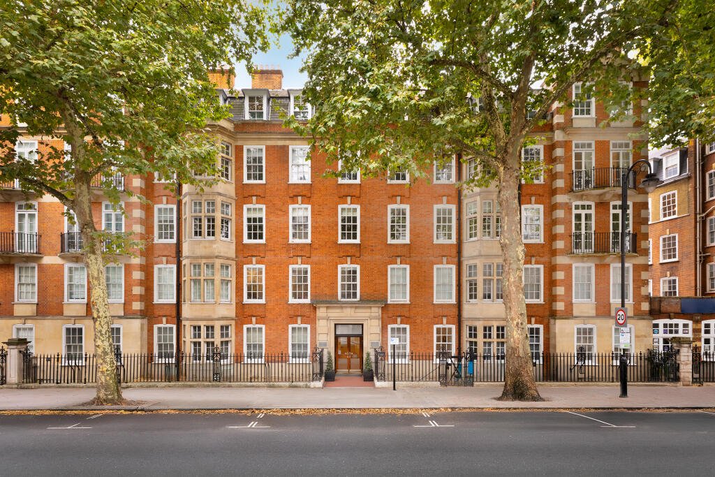 Old Brompton Road, London, SW5