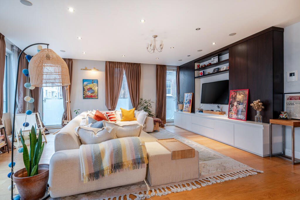Cope Place, London, W8